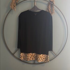 Ann Taylor Black and Tan Boxy Long Sleeve Tee
